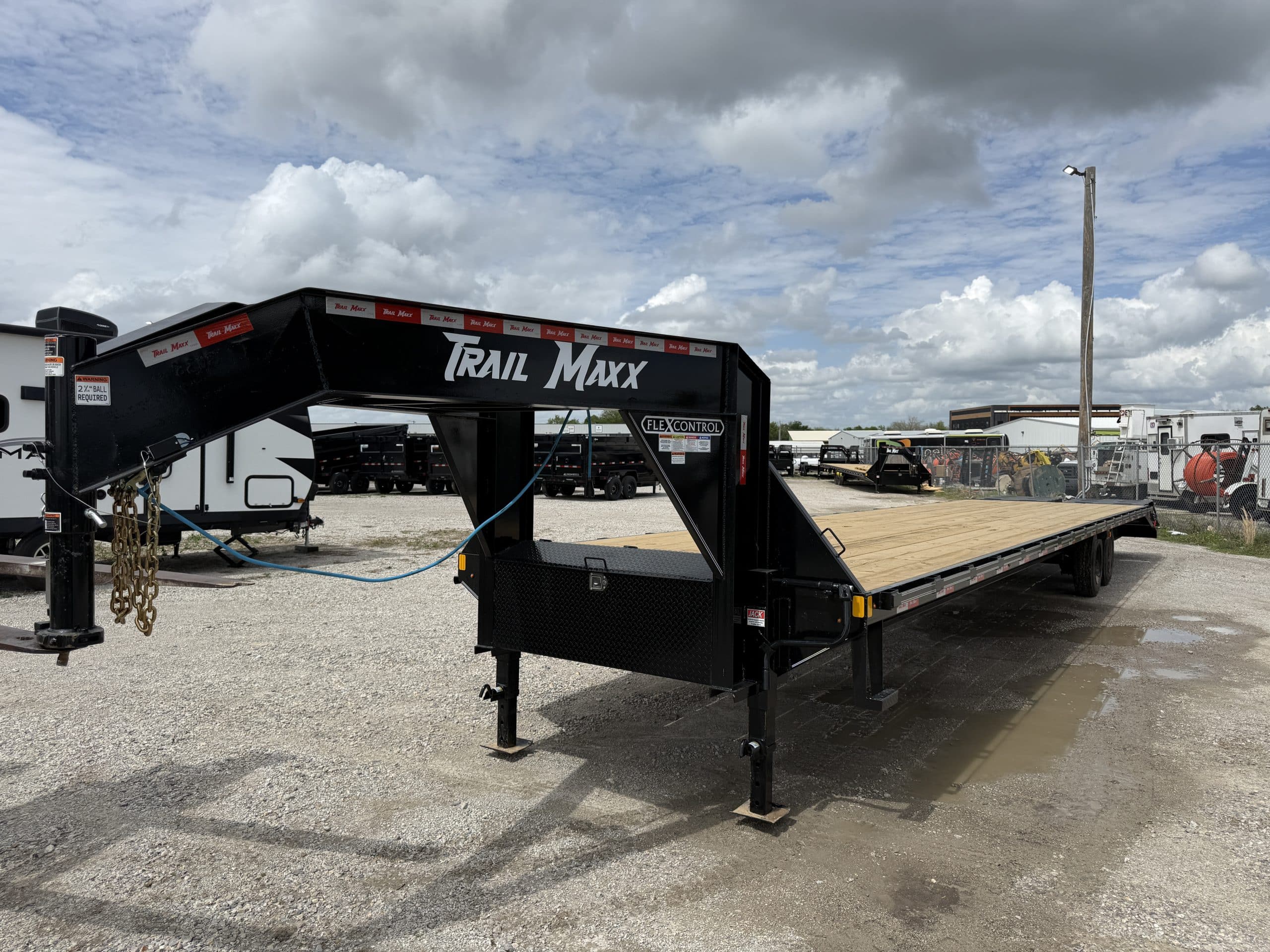 2026 TrailMaxx 8.5×40 Gooseneck Equipment Trailer
